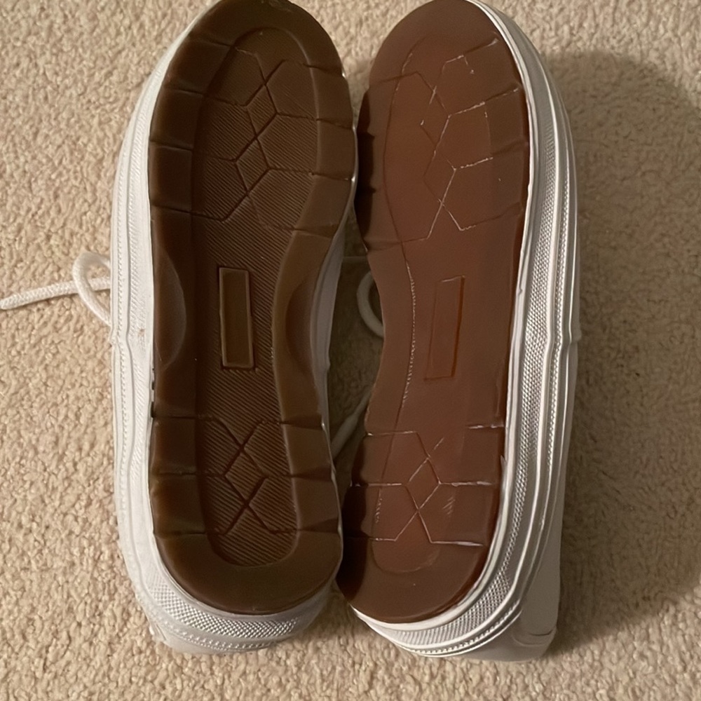 CHEROKEE-Women’s sneaker NWOT - Picture 4 of 6